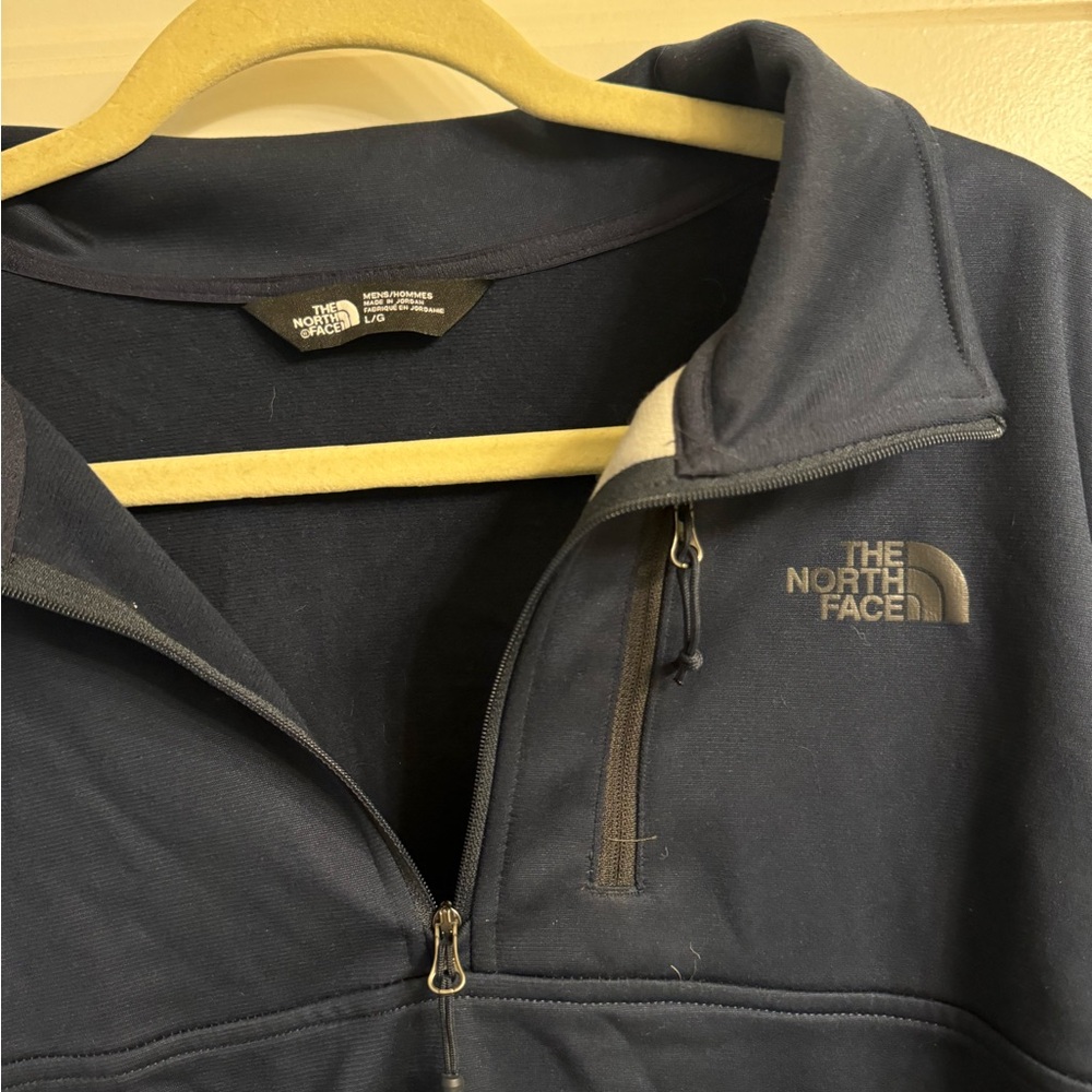 The North Face Men's Navy Quarter Zip - Picture 2 of 3